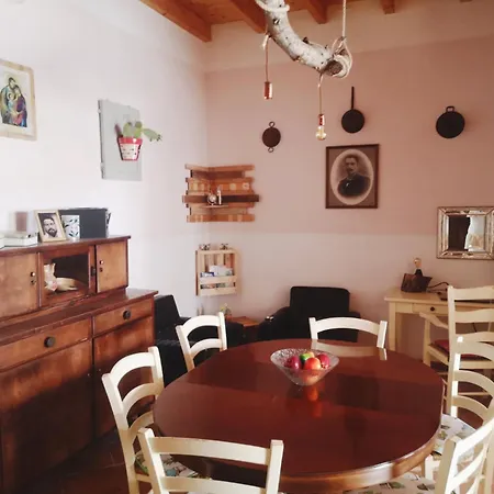 Oda ve Kahvaltı Tobia's House Giuggianello