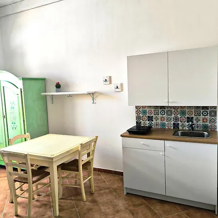 Bed & Breakfast Tobia's House Giuggianello