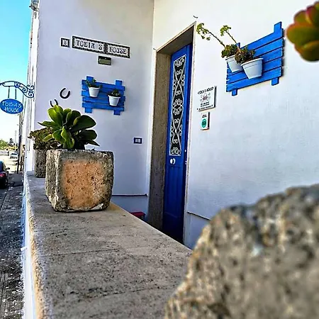 Tobia's House Giuggianello