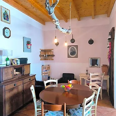 Tobia's House فندق مبيت وإفطار