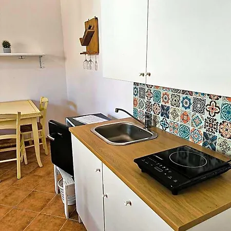 فندق مبيت وإفطار Tobia's House Giuggianello