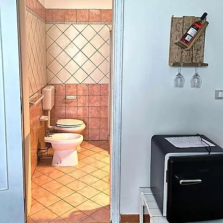 Tobia's House 4*
