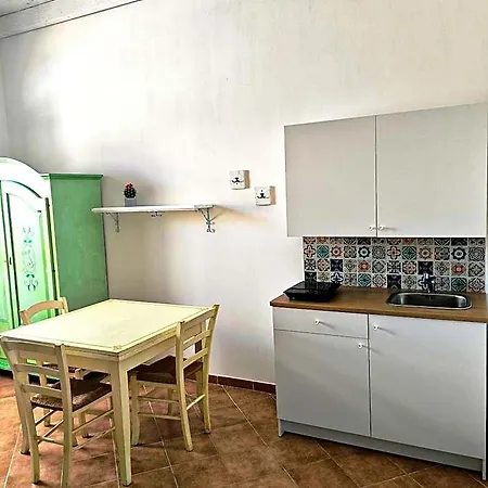 فندق مبيت وإفطار Tobia's House 4*